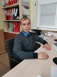 Специалист по работе с клиентами СТО  Алексей Поддубицкий